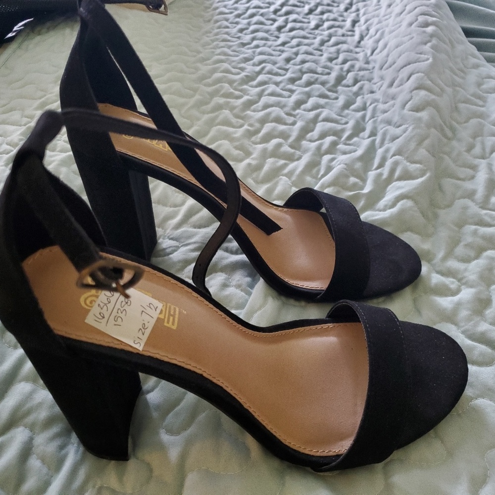 Heels for sale! Never worn! 40.00.